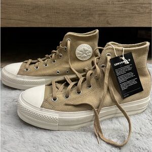 Brown/Tan platform converse